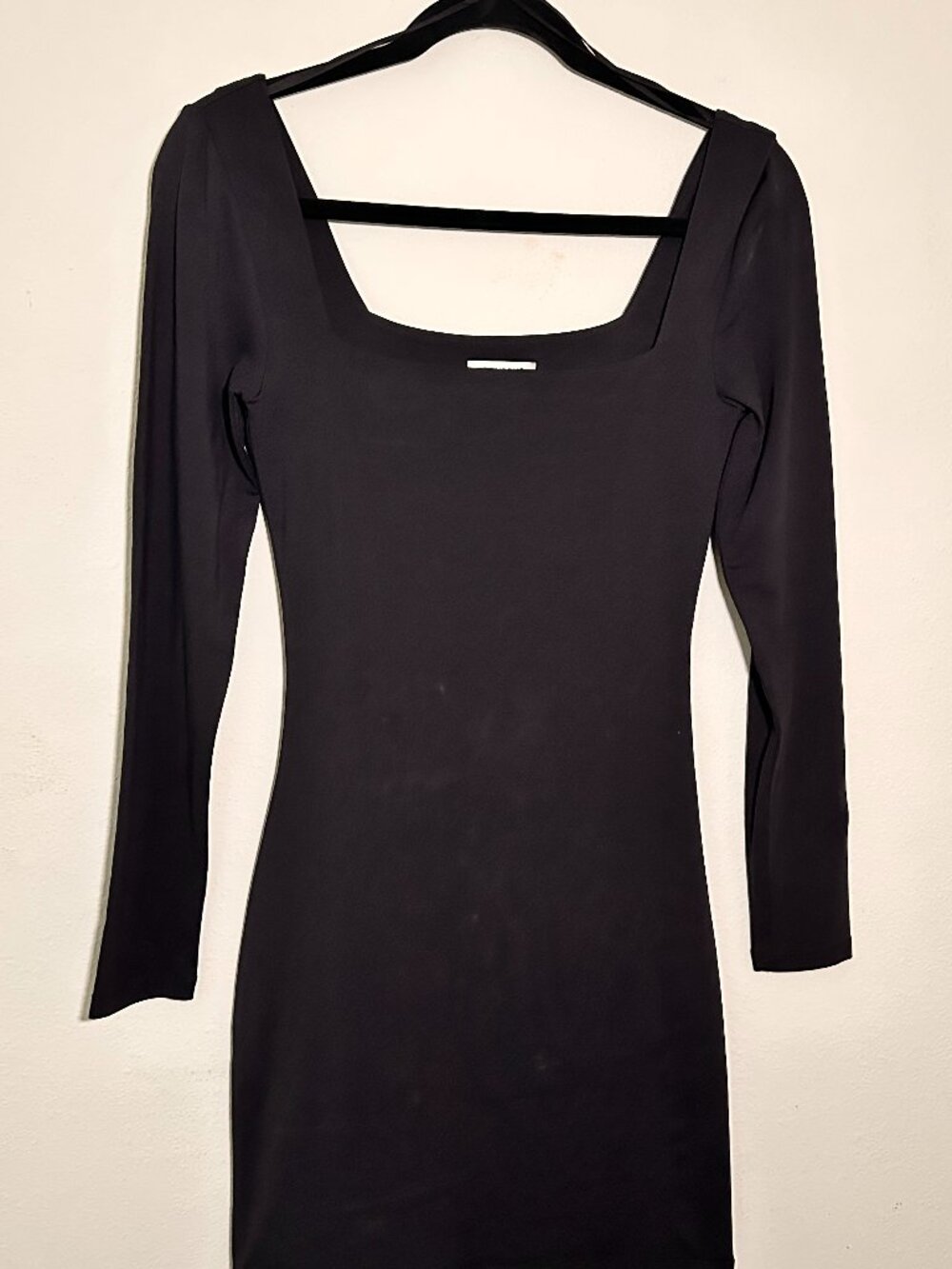 Aritzia Countour Bodycon Long Sleeve Mini Dress